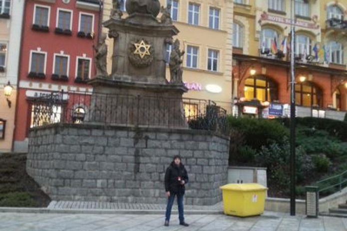 Птица певчая